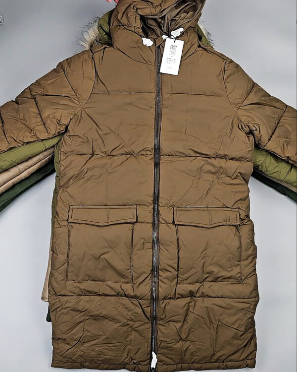 Фотография  841 - Куртки BESTSELLER зима 045#10 кг, ЛОТ СТ-9833 оптом в Анадыри и Чукотском АО