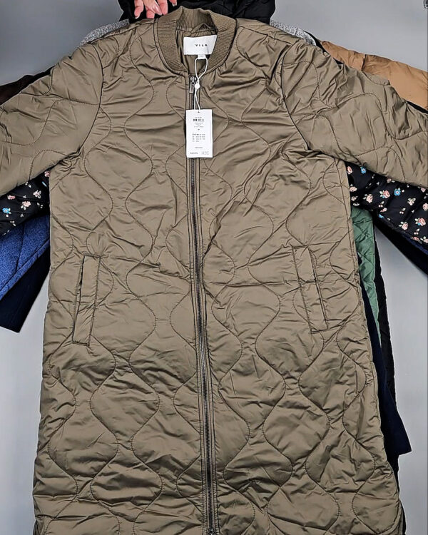 Фотография  408 - Верхняя одежда VILA#10,4 кг, ЛОТ СТ-9712 оптом в Анадыри и Чукотском АО