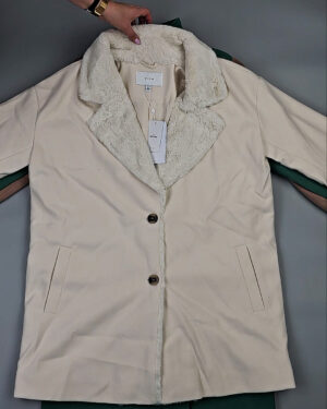 Фотография  563 - Пальто Bestseller 045#10 кг, ЛОТ СТ-9844 оптом в Анадыри и Чукотском АО