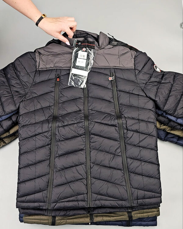 Фотография  791 - Куртки (Herrenjacken G.Norway)#14,8 кг, ЛОТ СТ-9881 оптом в Анадыри и Чукотском АО