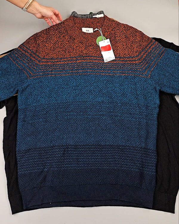 Фотография  789 - Джемпера мужские C&A 025#7,6 кг, ЛОТ СТ-10006 оптом в Анадыри и Чукотском АО