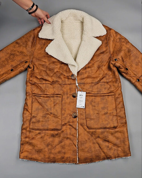 Фотография  499 - Верхняя одежда VILA 104#10 кг оптом в Анадыри и Чукотском АО