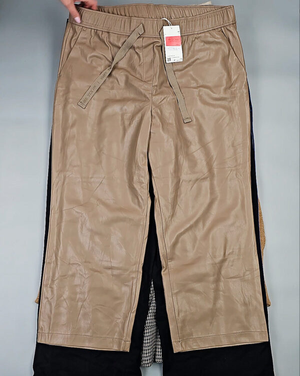 Фотография  531 - Брюки женские зима C&A 025#10 кг, ЛОТ СТ-9907 оптом в Анадыри и Чукотском АО