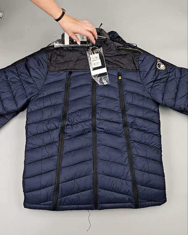 Фотография  698 - Куртки (Herrenjacken G.Norway)#14,4 кг, ЛОТ СТ-9880 оптом в Анадыри и Чукотском АО