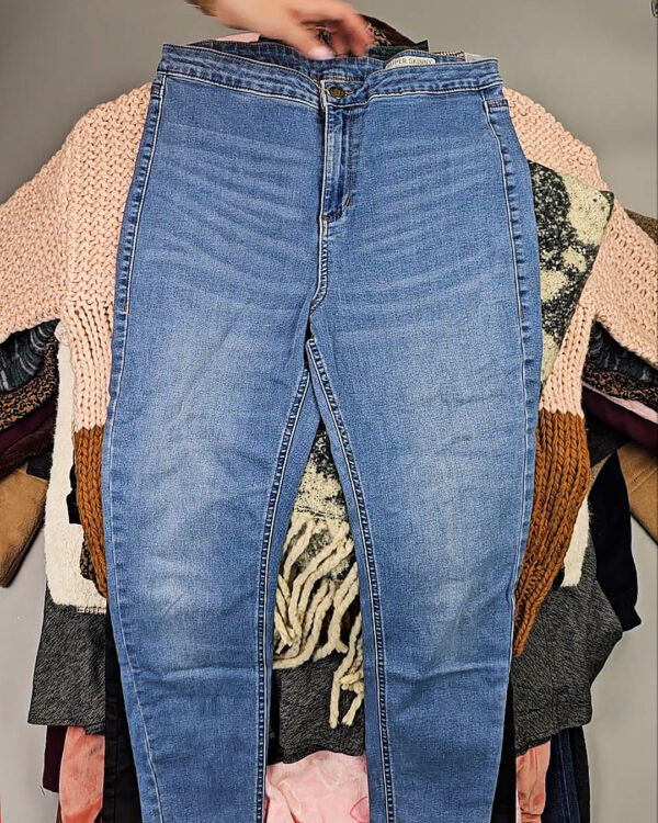 Фотография  596 - Женский микс зима (Winter mix)#20 кг, ЛОТ СХ-0208 оптом в Анадыри и Чукотском АО