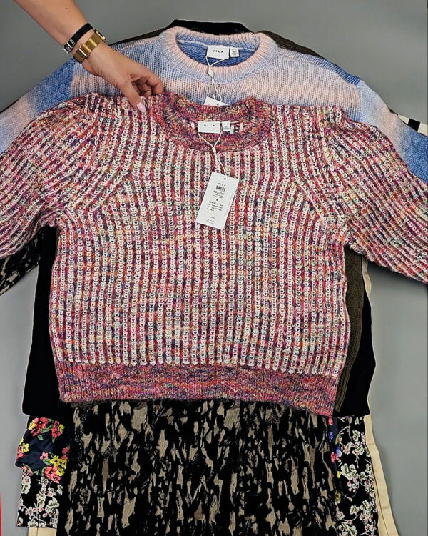 Фотография  427 - VILA Winter MIX 064#15 кг, ЛОТ СТ-9815 оптом в Анадыри и Чукотском АО