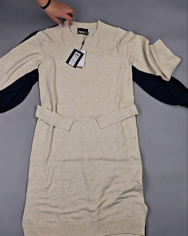 Фотография  176 - Платья Bestseller+DK Winter 035#7 кг, ЛОТ СТ-9920 оптом в Анадыри и Чукотском АО