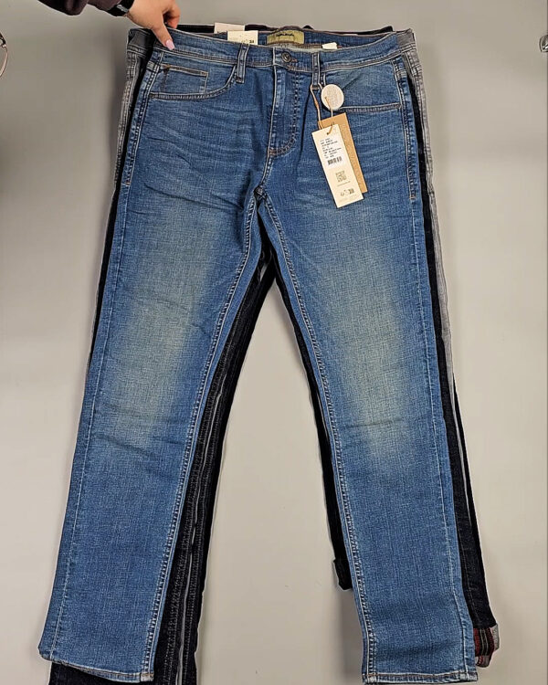 Фотография  829 - Джинсы BLEND HE 075#10 кг, ЛОТ СТ-9851 оптом в Анадыри и Чукотском АО