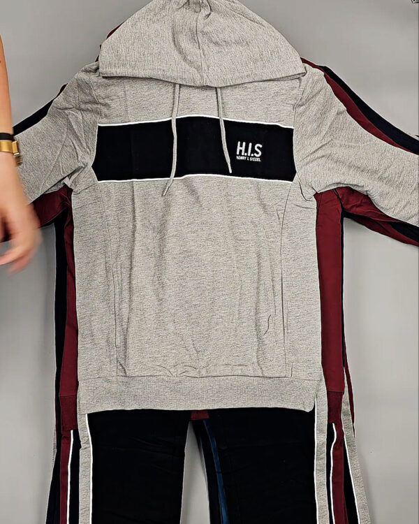 Фотография  718 - Спортивные костюмы (Herren-Trainingsanzuge voп HIS)#17,1 кг, ЛОТ СТ-9630 оптом в Анадыри и Чукотском АО