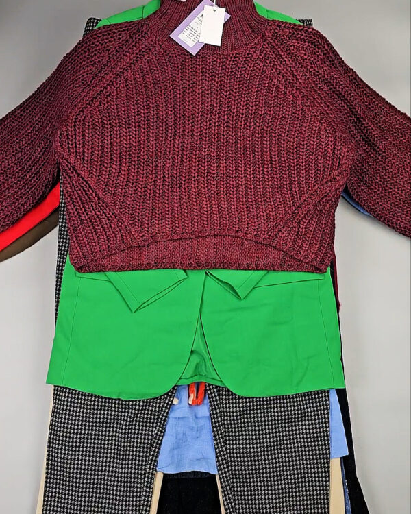 Фотография  546 - DK+Bestseller 085#16 кг, ЛОТ СТ-9950 оптом в Анадыри и Чукотском АО