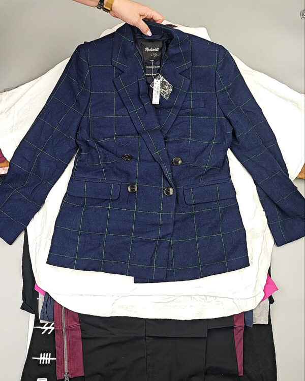 Фотография  464 - CANADA  Winter mix 64#15 кг, ЛОТ СТ-9807 оптом в Анадыри и Чукотском АО