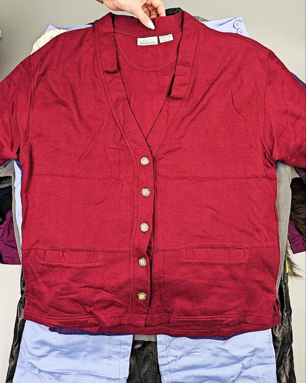 Фотография  953 - Oversize Winter mix LUX#25 кг, ЛОТ СХ-0239 оптом в Анадыри и Чукотском АО