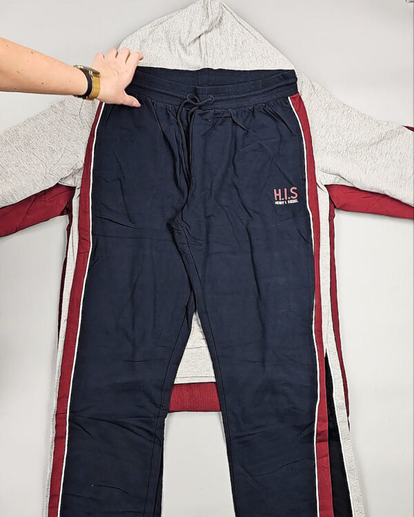 Фотография  861 - Спортивные костюмы (Herren-Trainingsanzuge voп HIS)#17,1 кг, ЛОТ СТ-9630 оптом в Анадыри и Чукотском АО