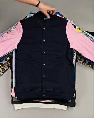 Фотография  576 - Толстовки CIRCUS 095#15 кг, ЛОТ СТ-10123 оптом в Анадыри и Чукотском АО