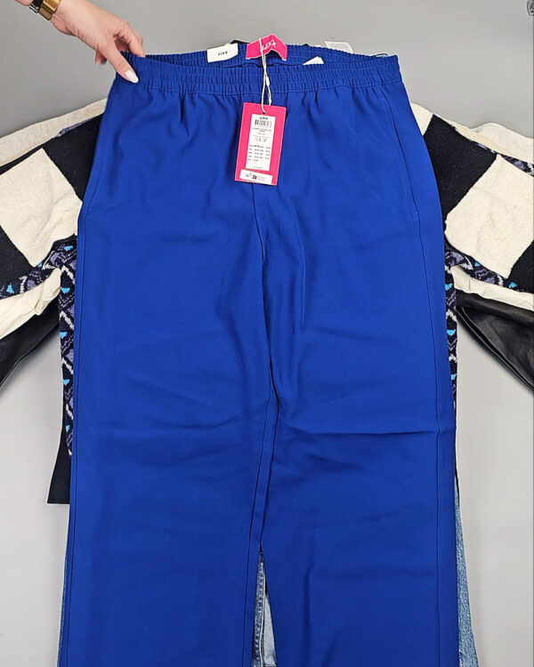 Фотография  381 - JACK JONES Women Winter mix 075 #15 кг, ЛОТ СТ-10012 оптом в Анадыри и Чукотском АО