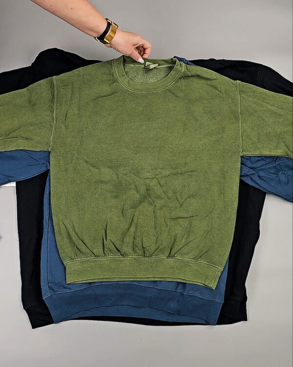 Фотография  914 - Толстовки СТОК CAN 0424#10 кг, ЛОТ СТ-10135 оптом в Анадыри и Чукотском АО