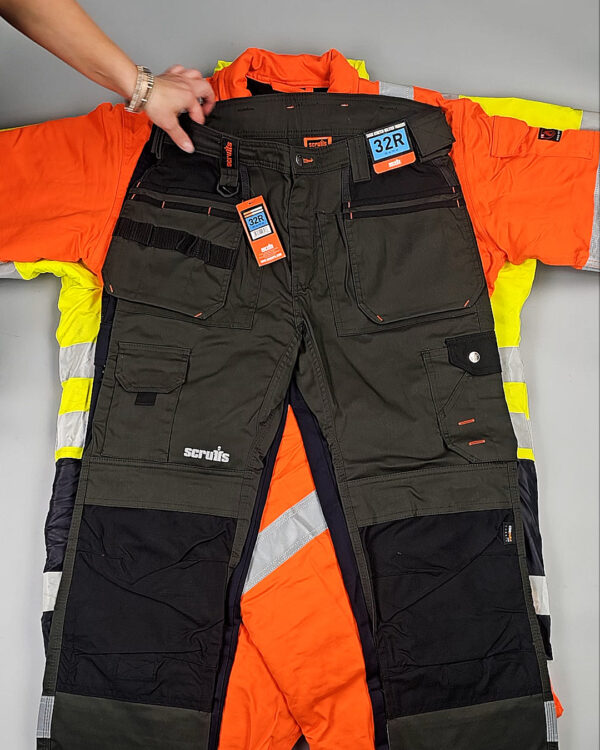 Фотография  590 - Рабочая одежда mix БМ#25 кг, ЛОТ СХ-0266 оптом в Анадыри и Чукотском АО