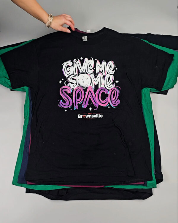 Фотография  675 - Футболки м/ж (Super T-Shirts Printed)#10 кг, ЛОТ СХ-0270 оптом в Анадыри и Чукотском АО